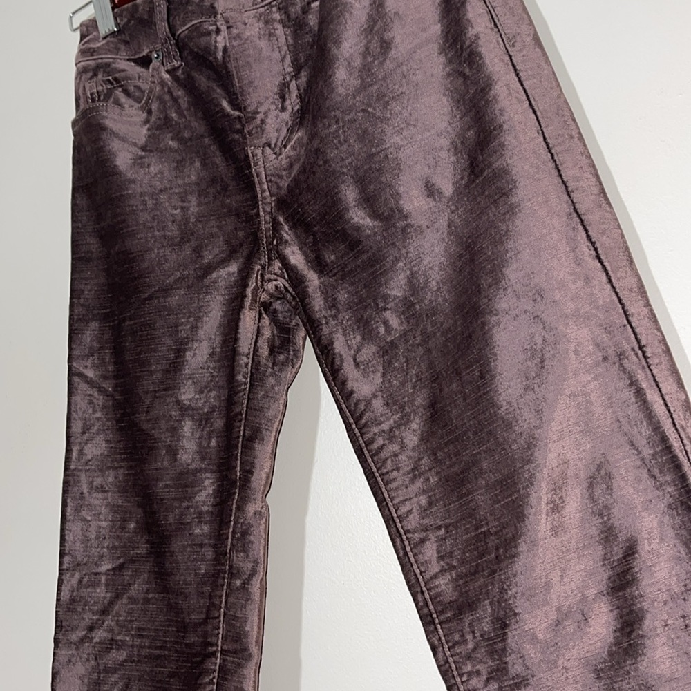 Free People Luxe Velvet High Rise Cropped Flare Pants in Taupe / Mauve sz. 25 - Picture 12 of 13